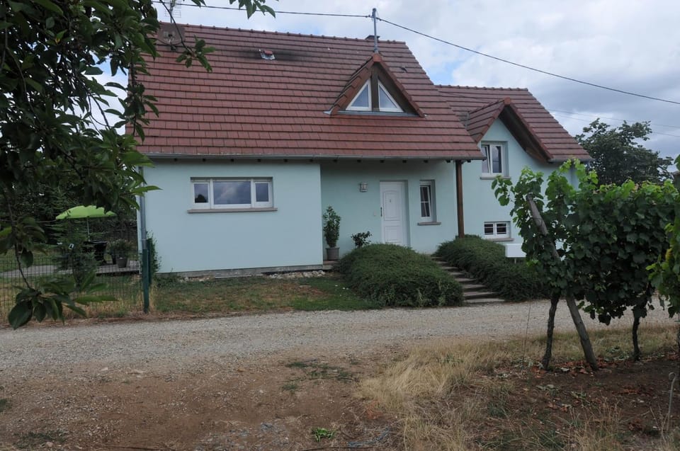 Les cerisiers House in Grand Est