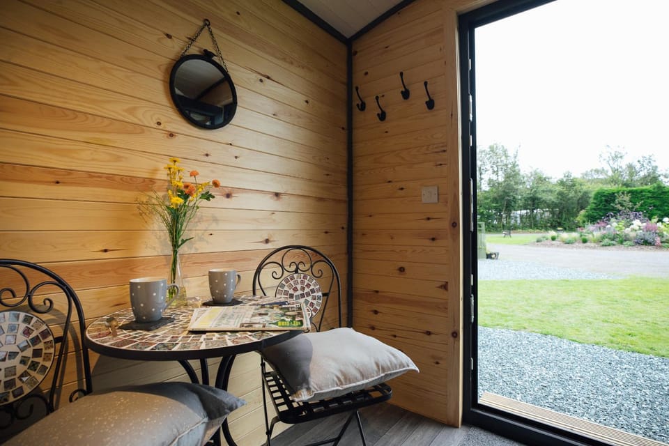 Garden, Dining area, Garden view