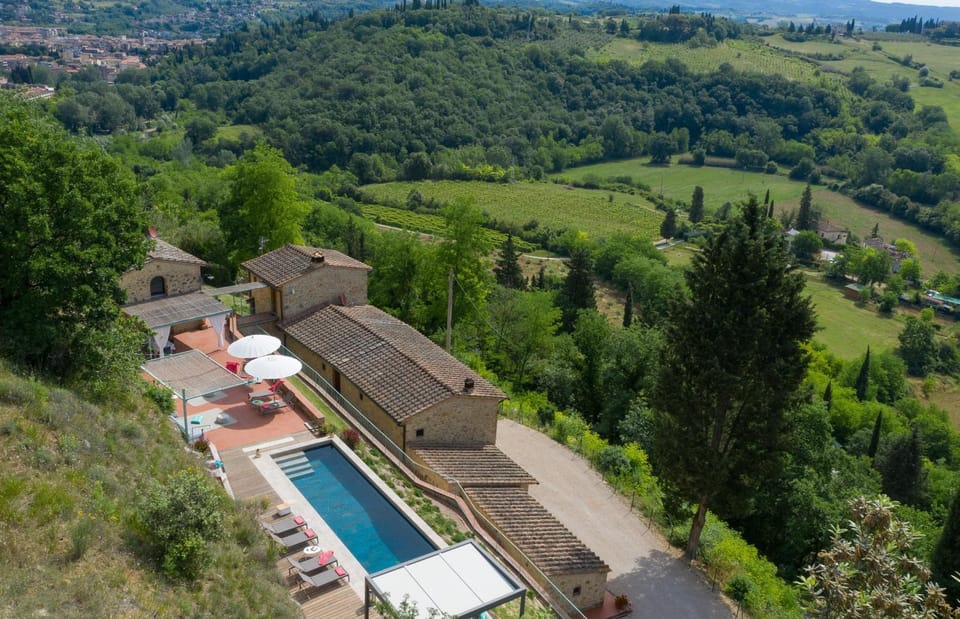Bird's eye view, Pool view
