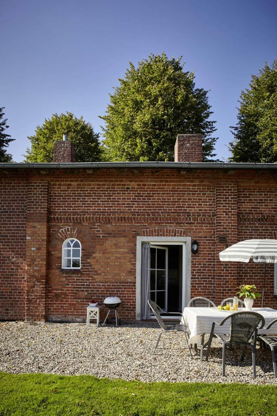 Property building, Garden