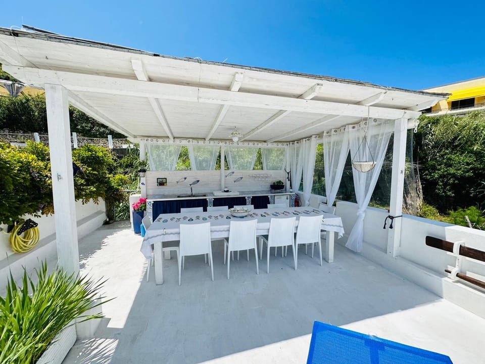 Balcony/Terrace, Dining area, kitchen