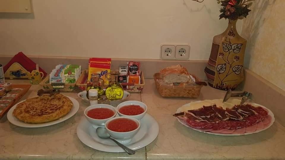 Breakfast, Buffet breakfast