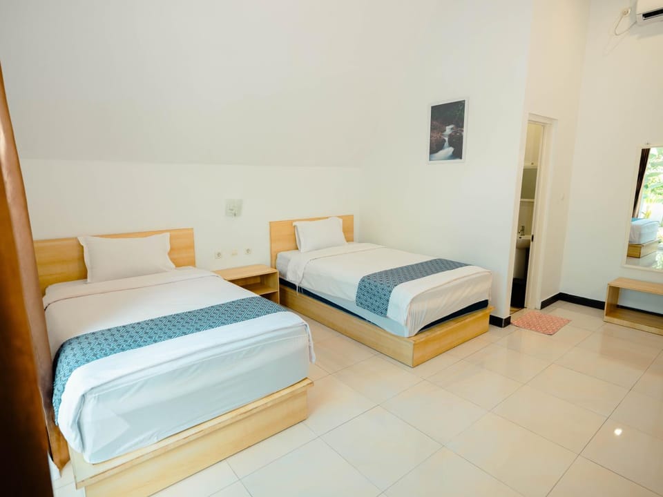 Tumpaksewu Bungalows Vacation rental in East Java