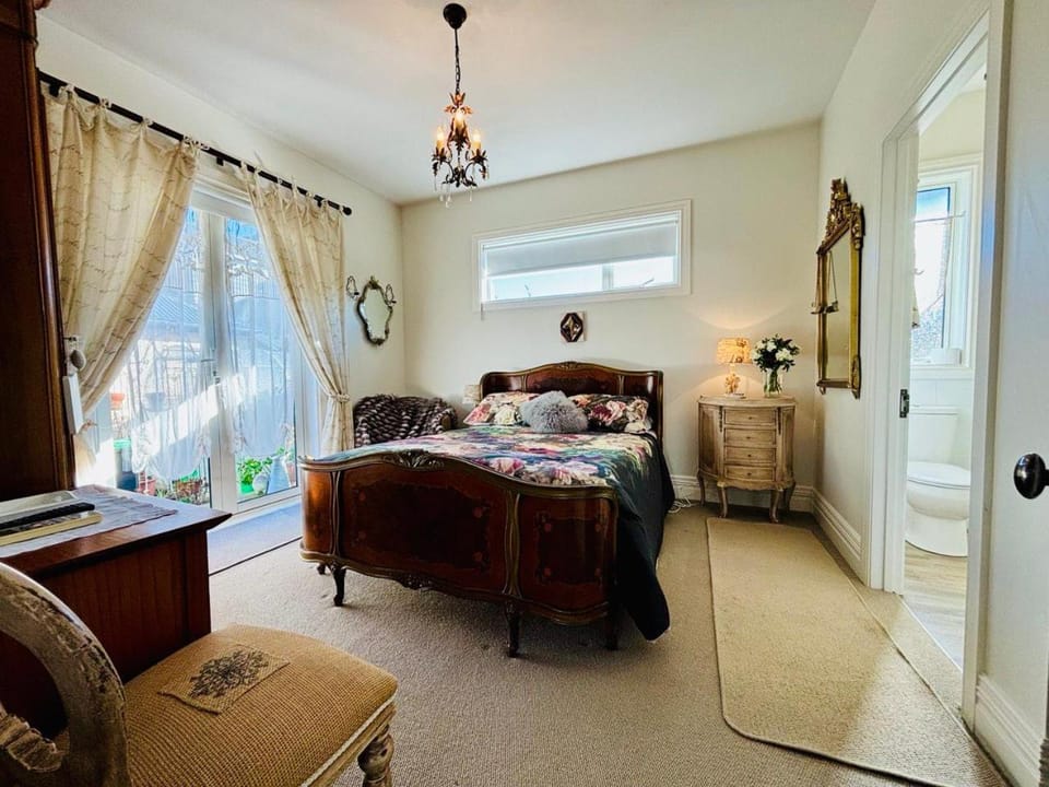 Papanui Paris inspired Apartment Apartment in Christchurch