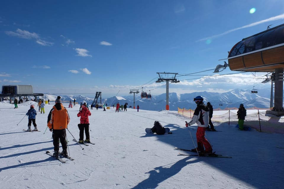 Winter, Skiing