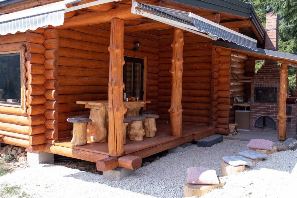 BBQ facilities, Balcony/Terrace, Seating area