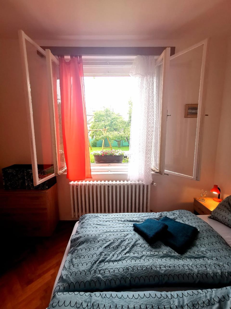 Bed, Photo of the whole room, Bedroom, Garden view