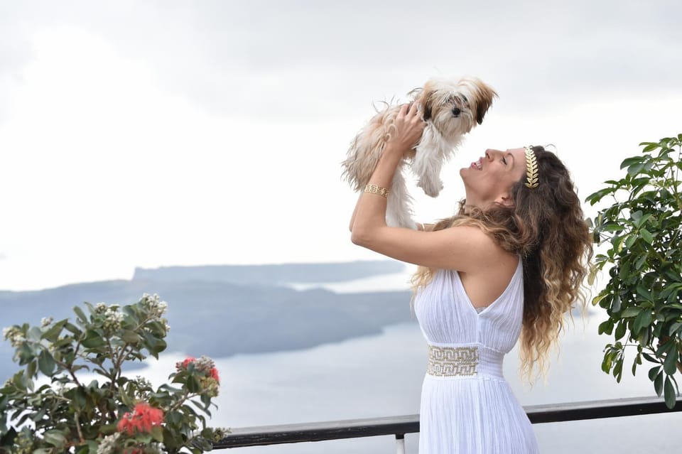 Property building, Nearby landmark, Day, Natural landscape, Balcony/Terrace, On site, Pets, Landmark view, Mountain view, Sea view, Breakfast