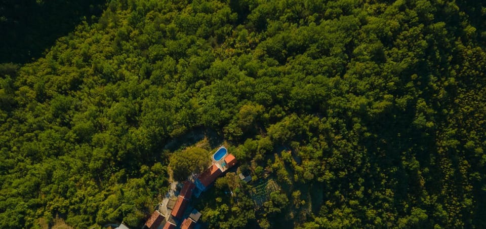 Property building, Landmark view, Swimming pool
