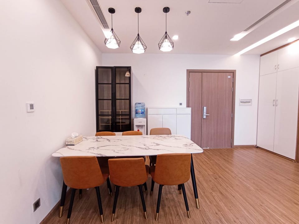 Lynn Apartment - Vinhomes Metropolis near Lotte Center Apartment in Hanoi