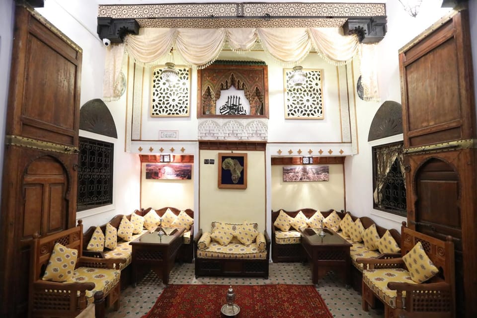 Property building, Lobby or reception