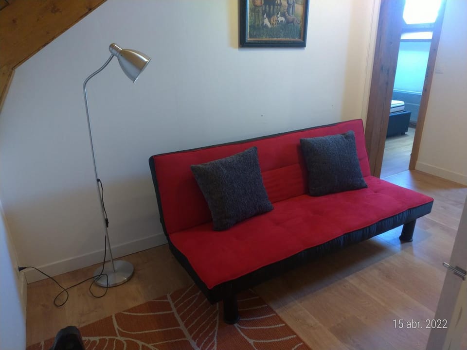 Game Room, Living room