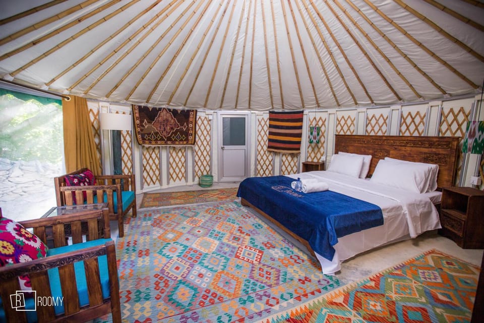 Roomy Yurts, Minapin Nagar Hunza Luxury tent in Pakistan