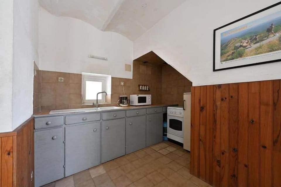Maison avec piscine en Cévennes Gard 6-8 pers House in Occitanie