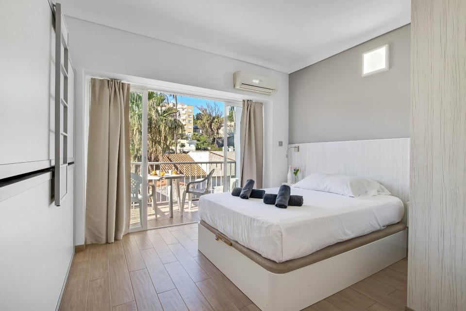 Carihuela Palace 417 By IVI Real Estate Apartment in Torremolinos