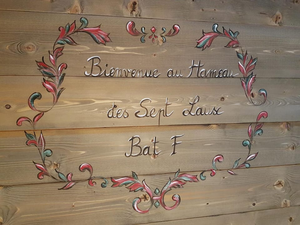Decorative detail