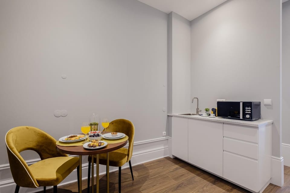 Coffee/tea facilities, Kitchen or kitchenette, Dining area