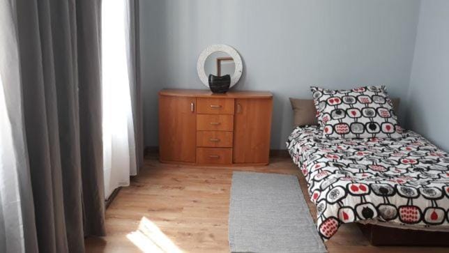 Bed, Coffee/tea facilities, Photo of the whole room, Bedroom