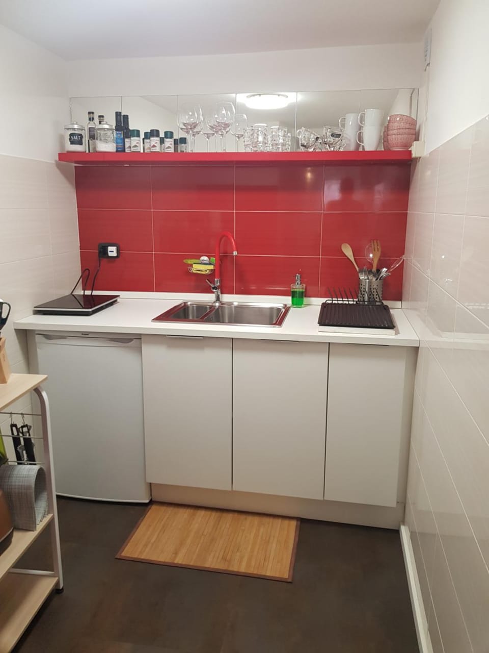 Kitchen or kitchenette
