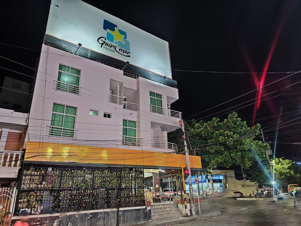 Property building, Night, Location