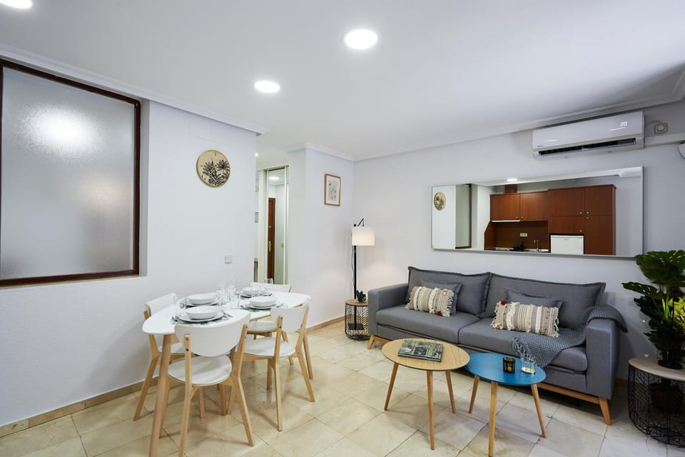 LEEWAYS APARTMENT I in GRAN VÍA Apartment in Centro