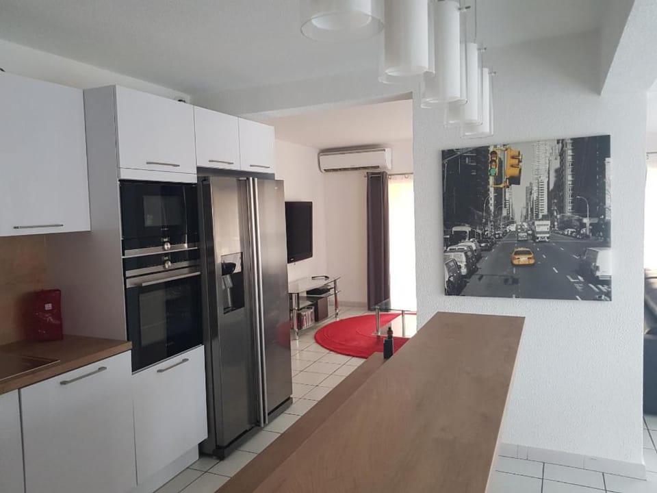Kitchen or kitchenette, Kitchen or kitchenette