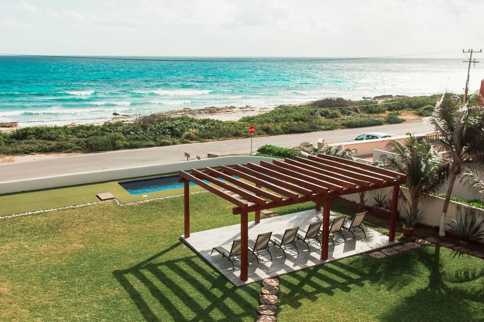 Garden view, Sea view, sunbed
