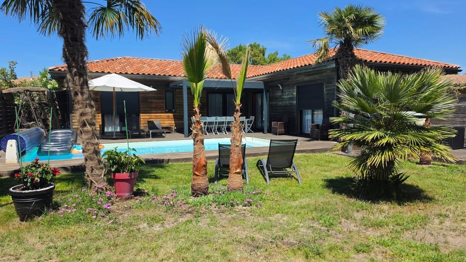 VILLA avec piscine chauffée House in Moliets-et-Maa