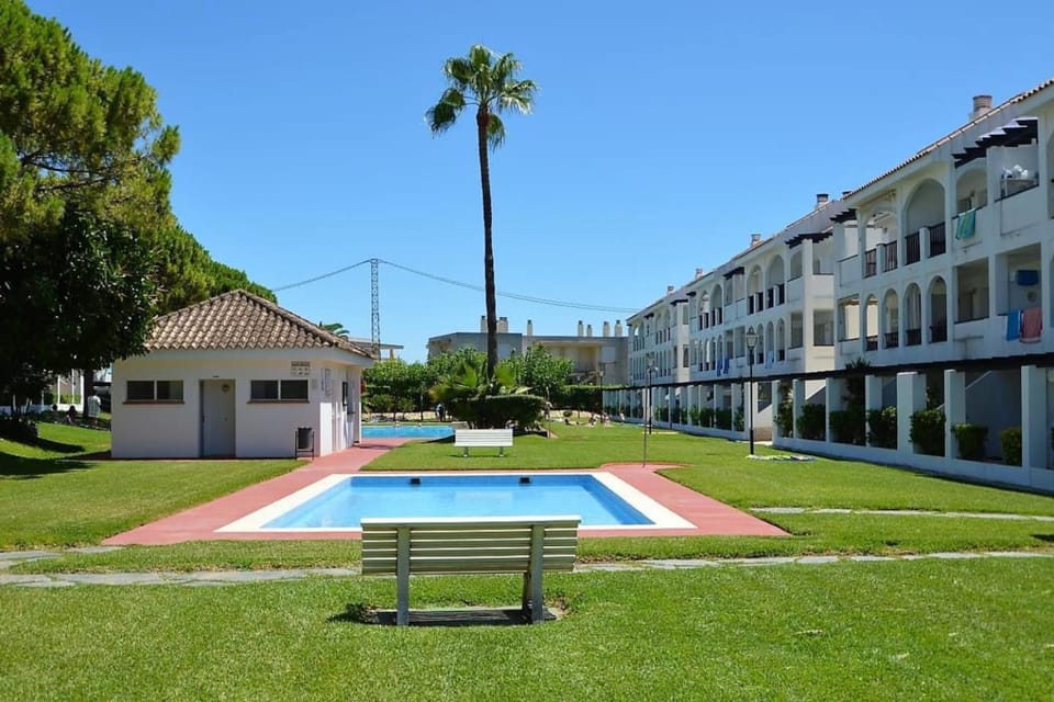 Apartamento con terraza privada y piscinas Apartment in Vinaròs