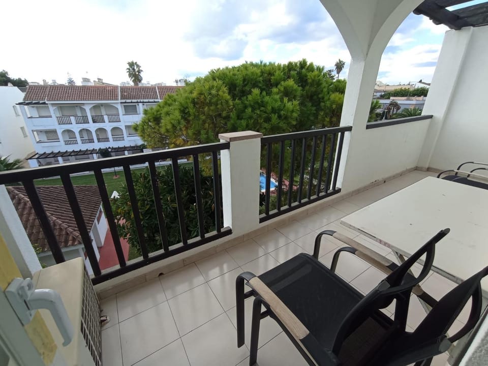 Apartamento con terraza privada y piscinas Apartment in Vinaròs