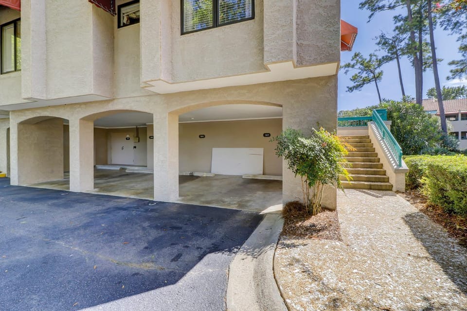 7417 Anchorage Shelter Cove Pet Friendly 2 BR Bikes & Beach Gear Included House in Hilton Head Island