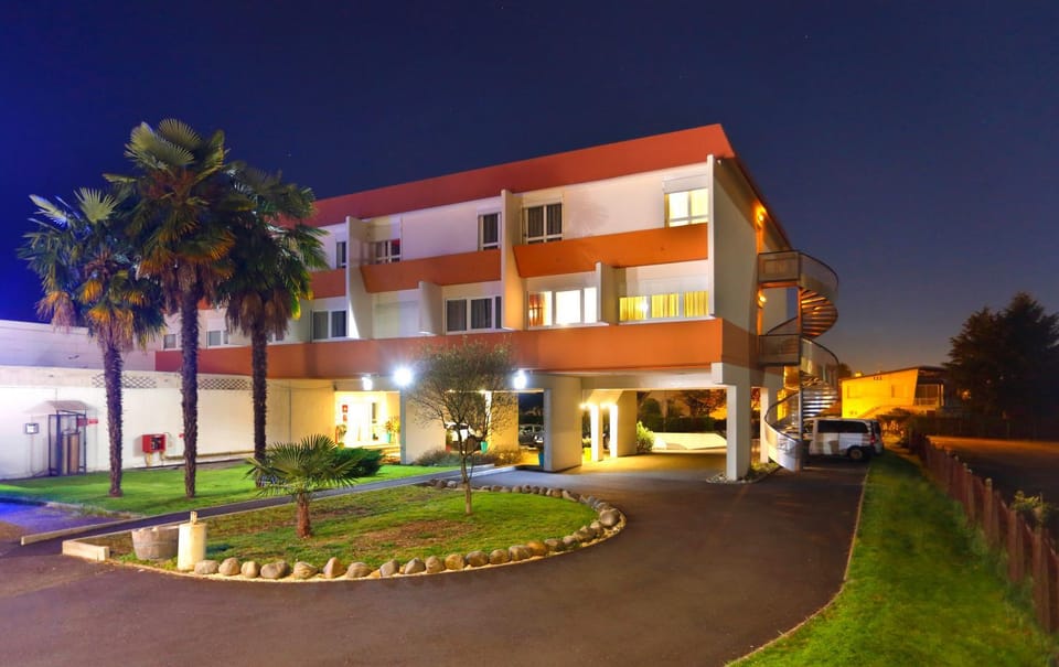 Property building, Night, Garden, Garden view