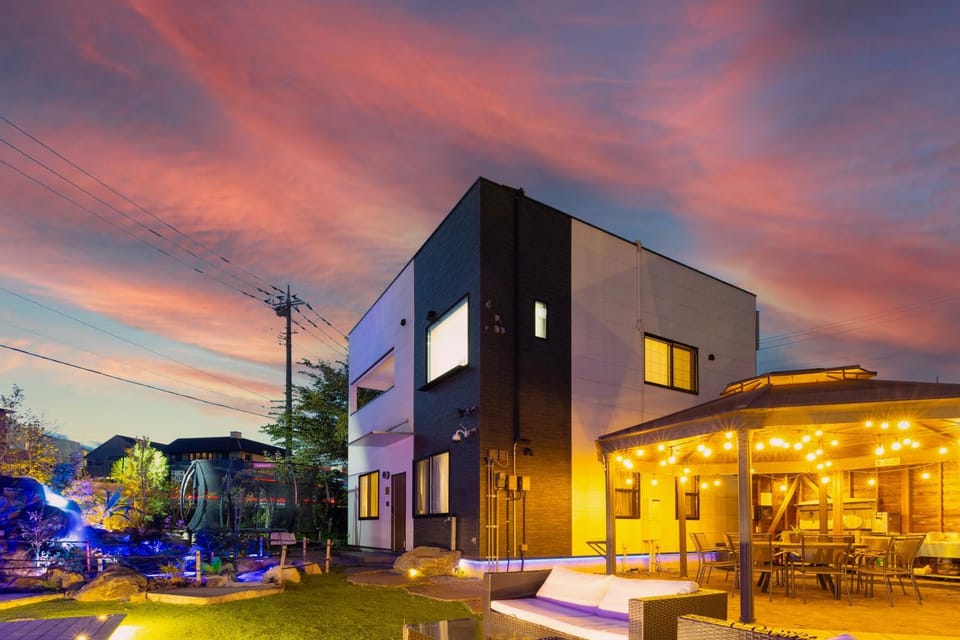 Property building, Night, Evening entertainment