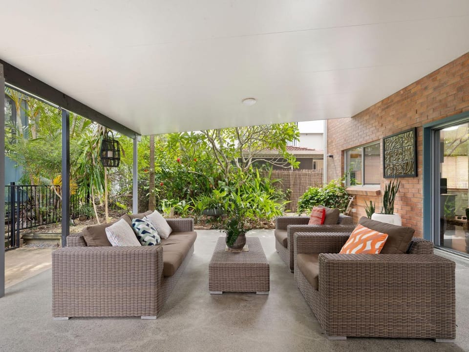 Patio, Spring, Day, Garden, View (from property/room), Balcony/Terrace, Seating area, Garden view