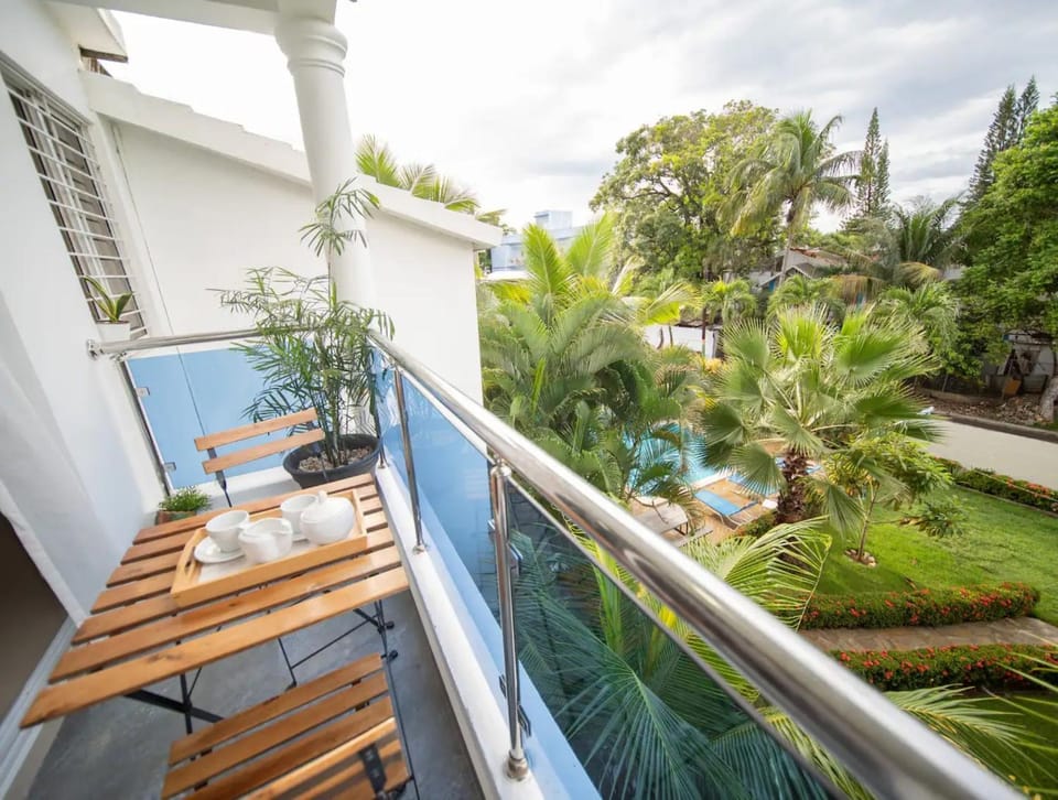 Garden, Balcony/Terrace, City view, Garden view, Pool view, Quiet street view, Inner courtyard view