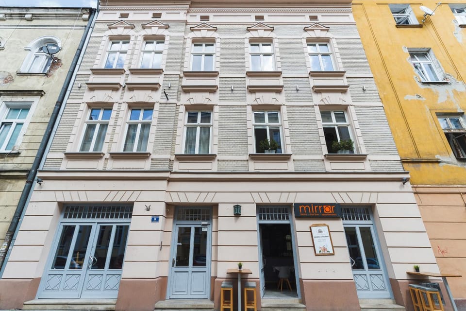 Property building, Facade/entrance, Off site