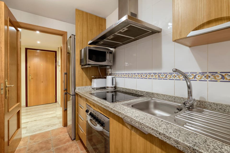 Playa Alicate, 2 Bedroom Beach Apartment Apartment in Marbella