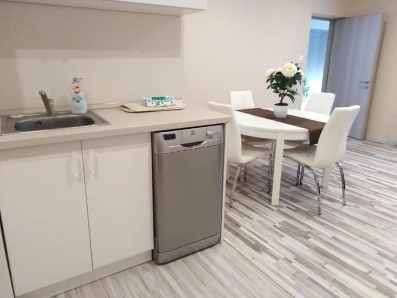 Coffee/tea facilities, Kitchen or kitchenette