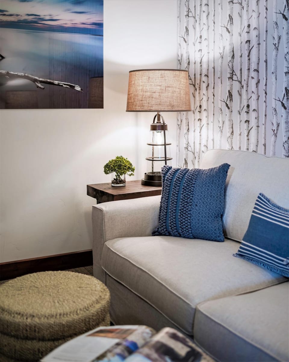 Luxury Two Bedroom Residence Steps From Heavenly Village Condo Apartment in Stateline