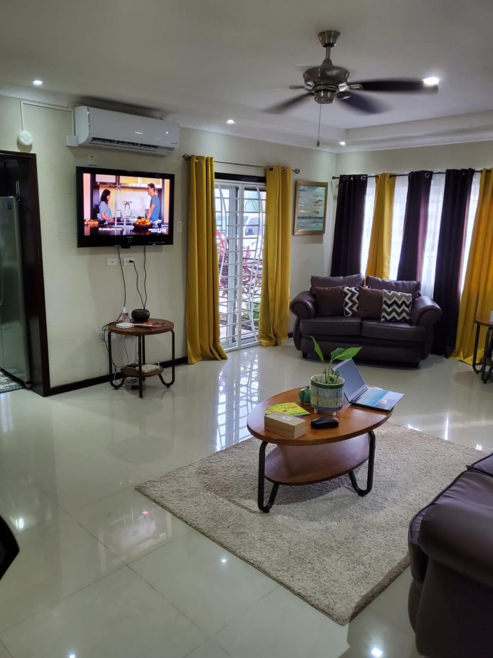 Property building, Living room