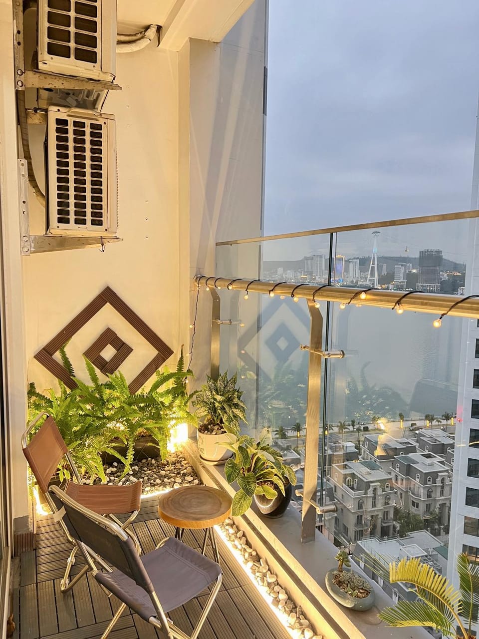 Amber Homestay Hạ Long Apartment in Laos