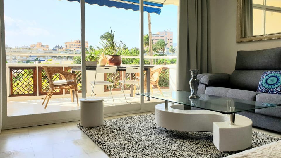 Balcony/Terrace, Living room