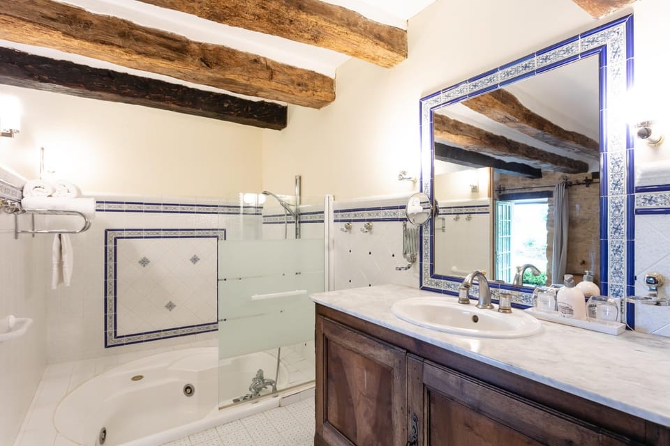 Bathroom, Bath