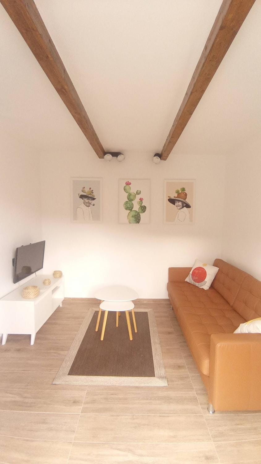 Communal lounge/ TV room, Living room