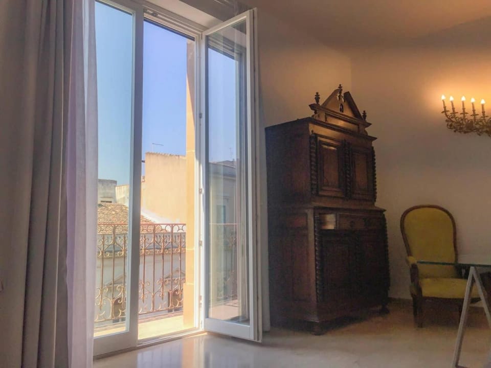 Balcony/Terrace, Photo of the whole room