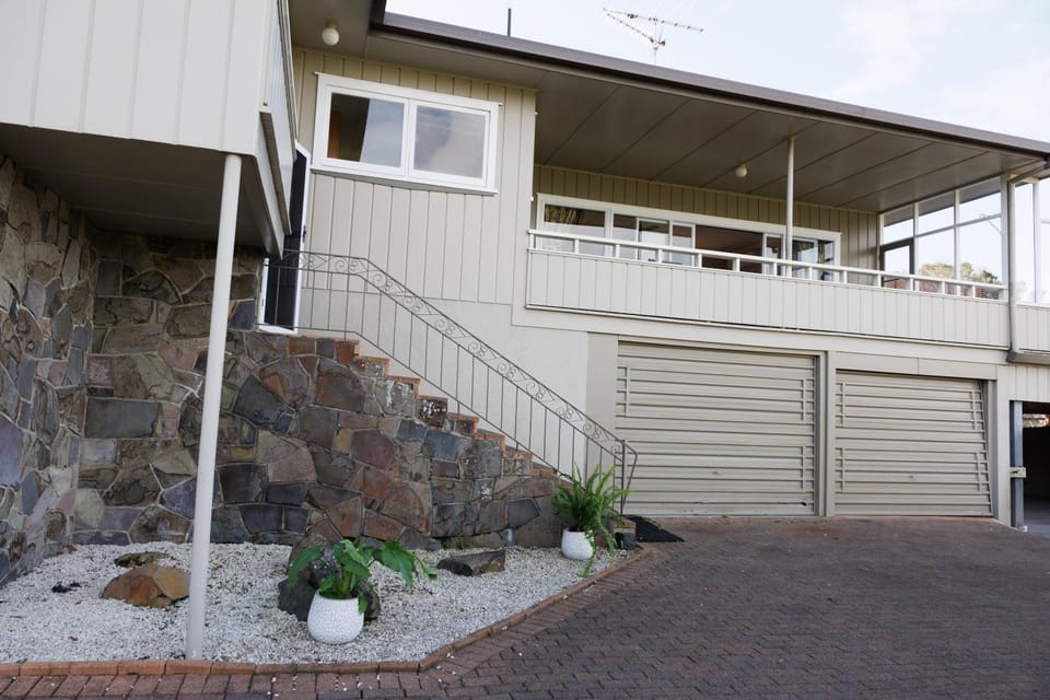 Touchwood Motor Inn & Inner City Camping Ground Motel in Auckland