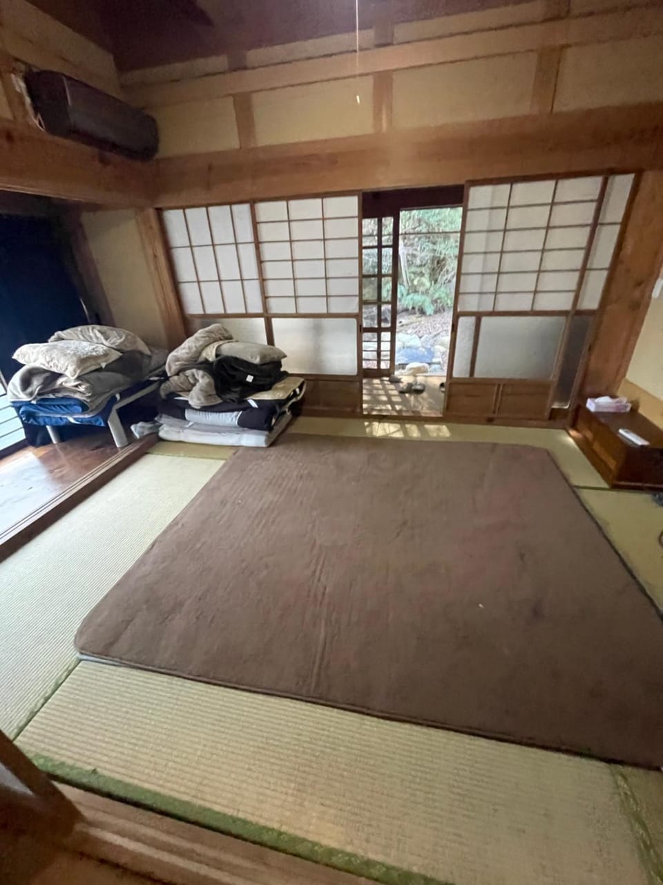 古民家の宿屋千鶴1組限定貸切l5部屋15名3台駐車可 Apartment in Hiroshima