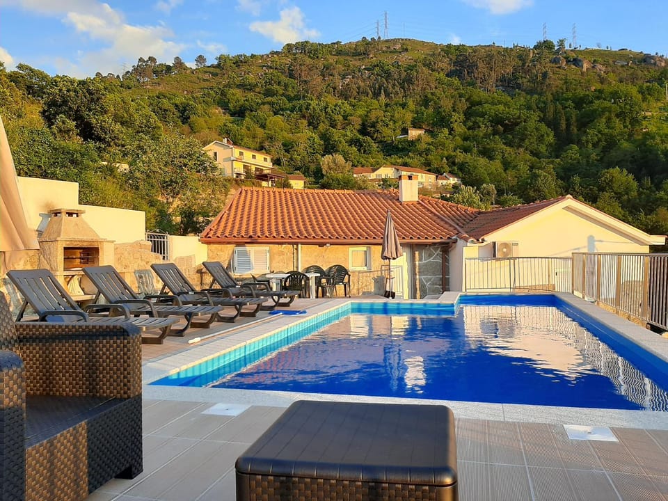 Swimming pool, Swimming pool