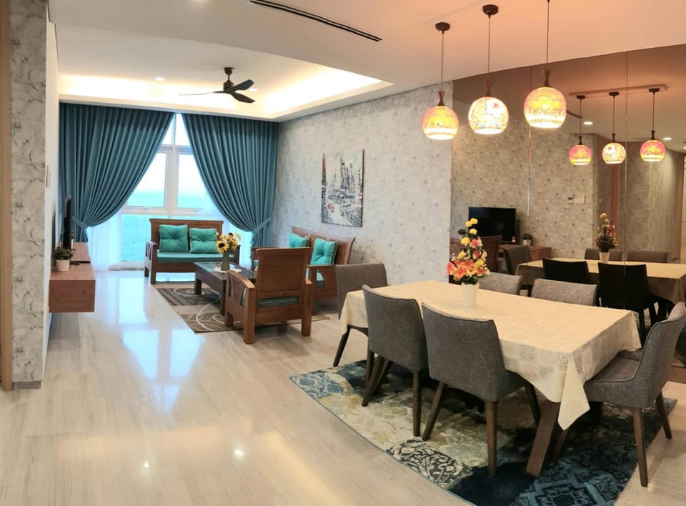 LUXURIOUS EXQUISITE SEAVIEW PRIVATE MARINA CONDOMINIUM Apartment in Johor