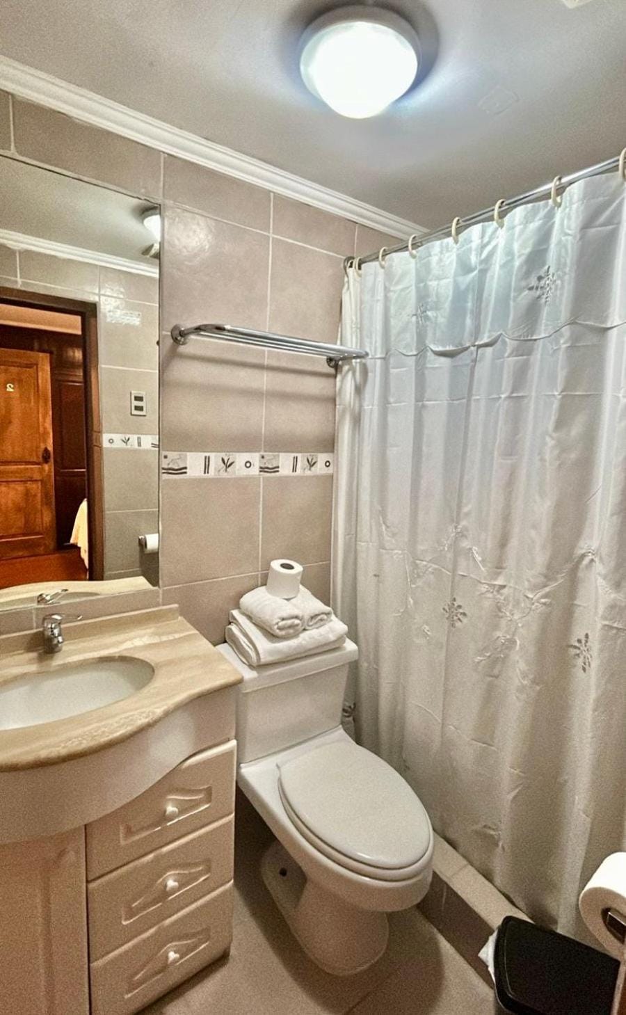 Shower, Bathroom, towels